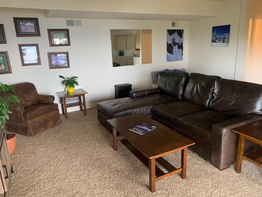 Tahoe Lake View Hill Top Retreat インクライン・ビレッジ エクステリア 写真